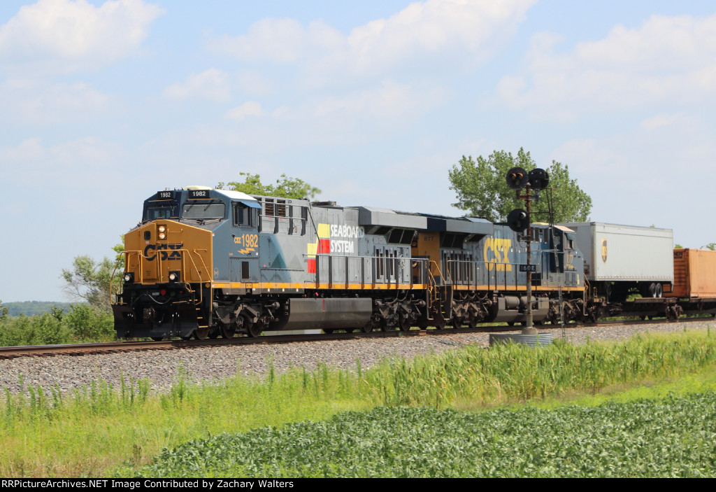 CSX 1982 877